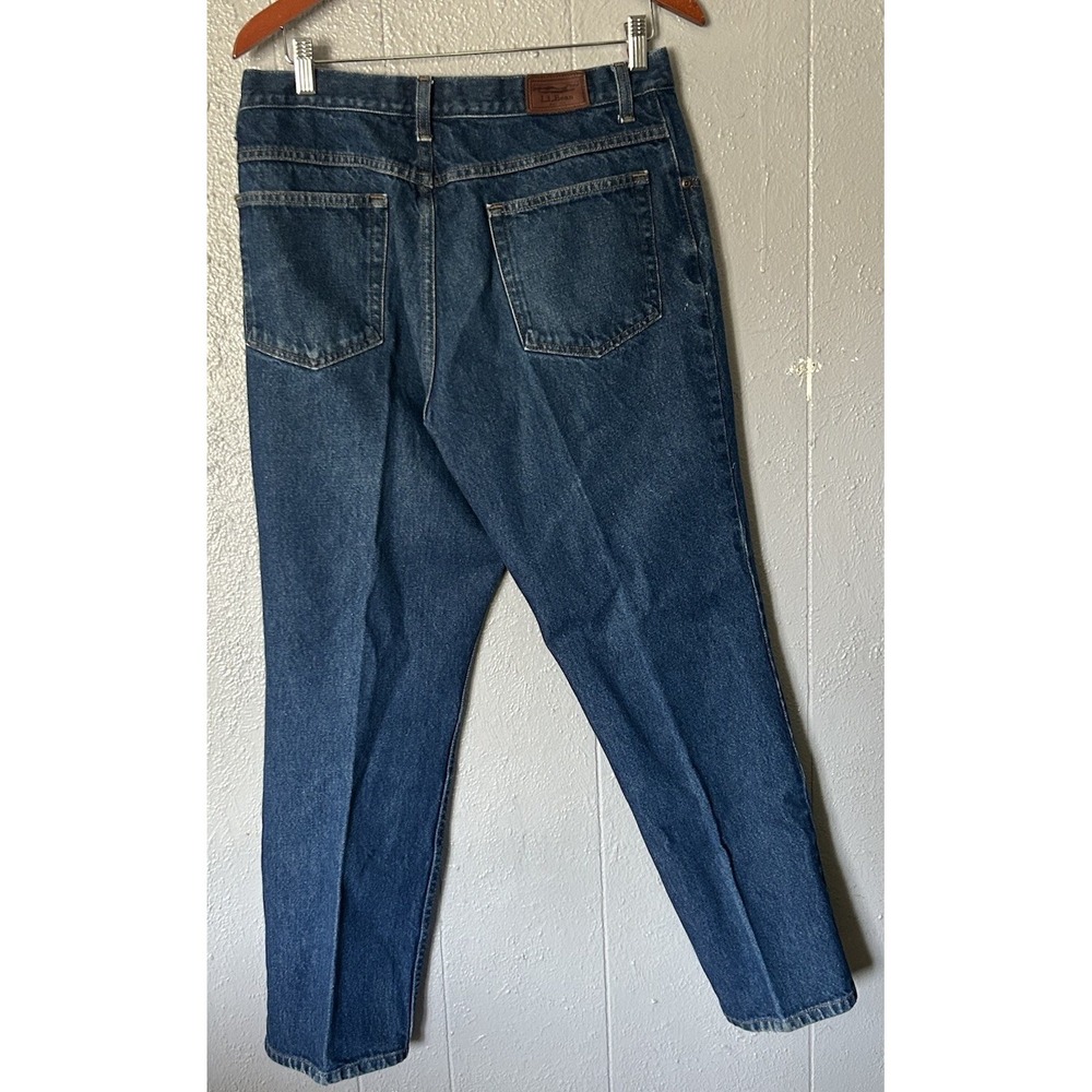 LL Bean Classic Fit Mens Jeans 33x29 Medium Wash Blue Denim Straight Leg - Picture 5 of 6